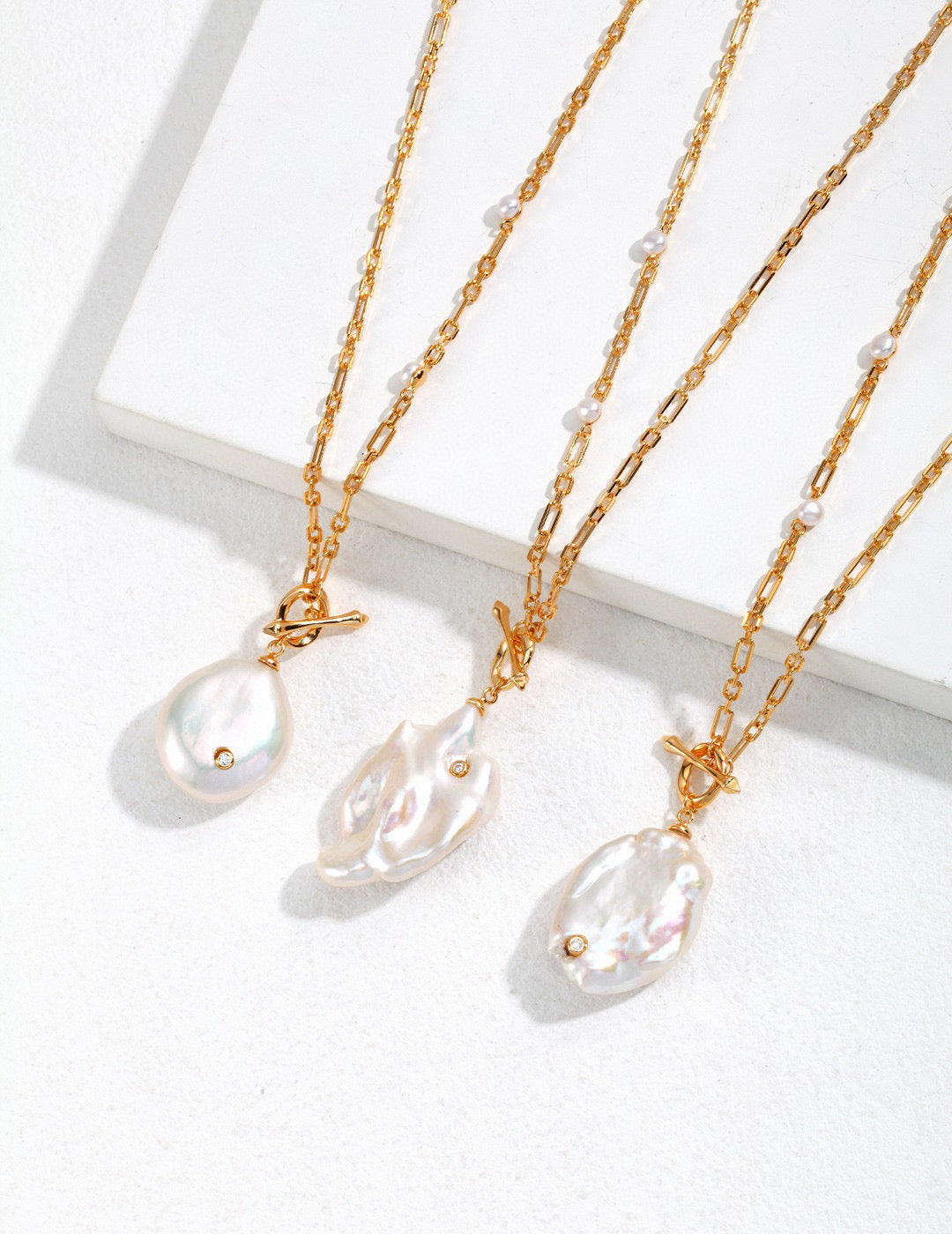 Baroque Pearl Drop Pendant Necklace